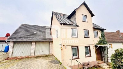 Sanierungsbedürftiges Einfamilienhaus + Doppelgarage mit viel Potenzial