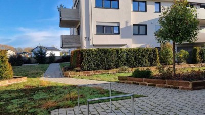 3-Zimmer Erdgeschosswohnung mit großer Sonnen Terrasse