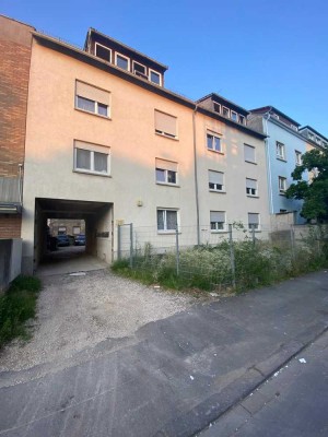 *Top Angebot!* Schönes 1 Zimmer in WG mit Küche und Balkon in Darmstadt-Bessungen!