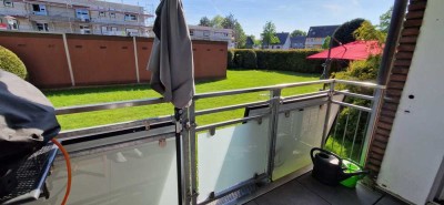 Ruhige, helle 2,5-Zimmer-Wohnung mit Einbauküche, Balkon und Gartenmitbenutzung in Gladbeck