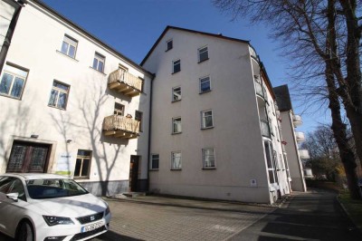 4-Zimmerwohnung mit Balkon und Wintergarten in guter Zentrumslage!
