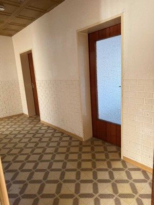 BALKONWOHNUNG IN ZENTRALER LAGE IN KERPEN-HORREM !!