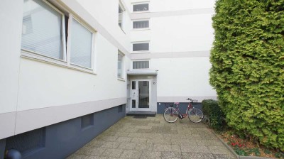 Uninahe 1-Raum-Wohnung  mit Balkon