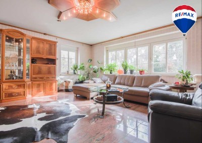 Wohnen & Arbeiten unter 
einem Dach – mit eigener 
Energiequelle im Südschwarzwald
 in Tiefenstei