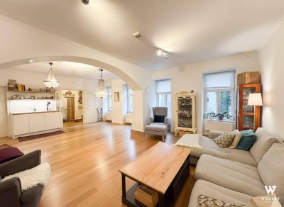 Geräumige 4-Zimmer Wohnung in TOP-Lage I inkl. Lift, Stellplatz und Loggia