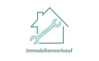 Sanierungsbedürftiges Mehrfamilienhaus mit Entwicklungspotenzial auf Traumgrundstück