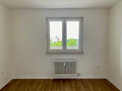 Sanierte und renovierte 3-Zimmerwohnung mit Balkon und Tageslichtbad