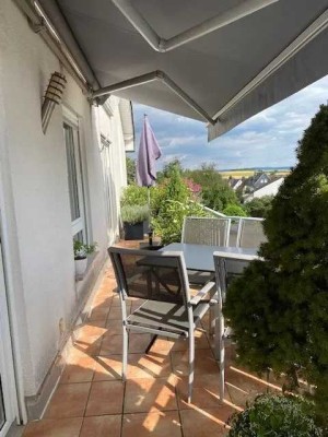 Helle 3,5-Zimmer Maisonette-Wohnung mit Balkon in Bruchköbel *ohne Makler*