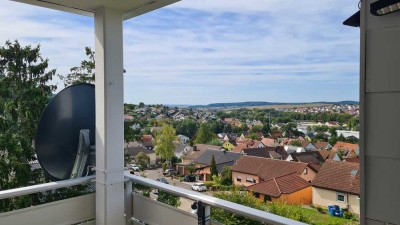 Helle 3-Zimmer Wohnung mit Balkon und Ausblick inkl. Garage - privat zu verkaufen