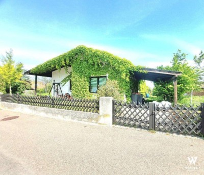 +++Großes Grundstück mit Bungalow und Potenzial in Eggenburg+++ | 3 Zimmer | Großer Garten und Terrasse | Bahnhofsnähe | Carport