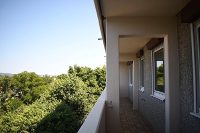 Moderne 4-Zimmer-Wohnung mit Loggia in Wiener Neudorf – Familienhit