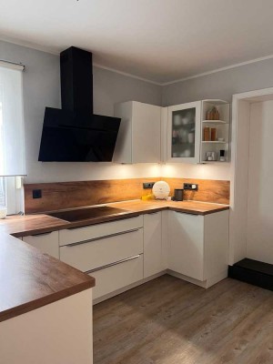 Großzügige 5-Zimmer-Wohnung (106 m²) mit Einbauküche und Balkon!