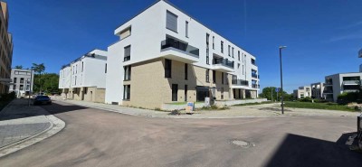 Zum Verlieben: Attraktive 3-Zimmer-Wohnung mit gr. Balkon, EBK u. TG-Stellplatz!