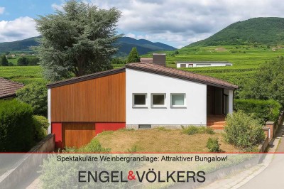 Spektakuläre Weinbergrandlage: Attraktiver Bungalow mit traumhaftem Weitblick & viel Potenzial!