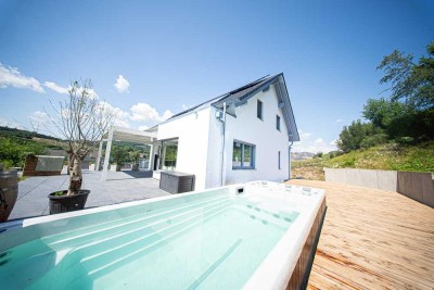 Stilvoll leben in Sundern – modernes Traumhaus mit Garten & Wohlfühlfaktor