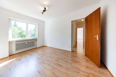 Helle 2-Zimmer-Wohnung mit Süd-West-Balkon, Einbauküche & Stellplatz in ruhiger Lage in Engen