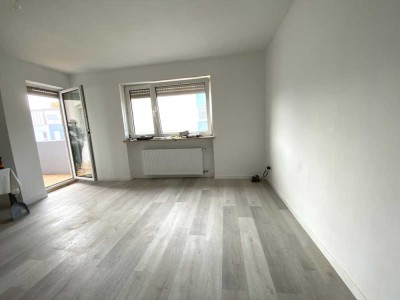 Renovierte 3-Zimmer-Wohnung mit Garage – solide Renditechance von Privat, frei