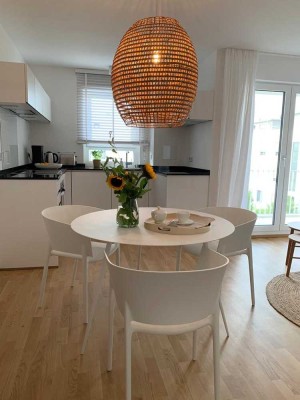 Traumhafte möblierte 3-Zimmer Wohnung mit Loft und Dachterrasse  in München