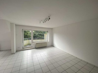 3 Zimmer Maisonette Wohnung mit Balkon und Garagenstellplatz in Walsum zu vermieten!