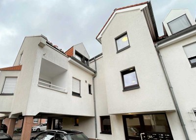 Sofort beziehbar, Großes Studio in  guter Lage Eppelheim mit Balkon und Garagenplatz