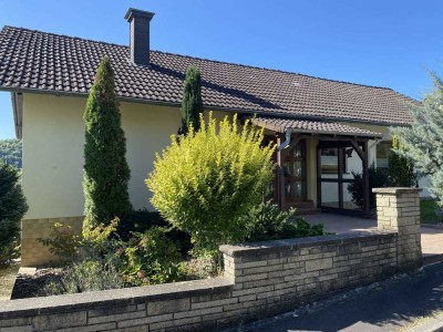 Freistehendes Einfamilienhaus in toller Lage in Simmertal