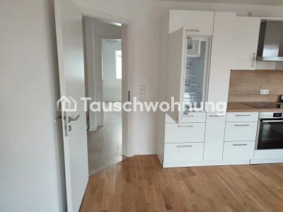 Tauschwohnung: Biete 3 Zimmer DG Wohnung gegen 2 Zimmer Wohnung