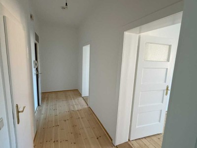 Helle 2-Zimmer Wohnung mit Balkon im 2. OG in Hannover-Hainholz