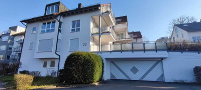 Gepflegte 2,5-Zimmer-DG-Wohnung mit Balkon und EBK in Weinsberg