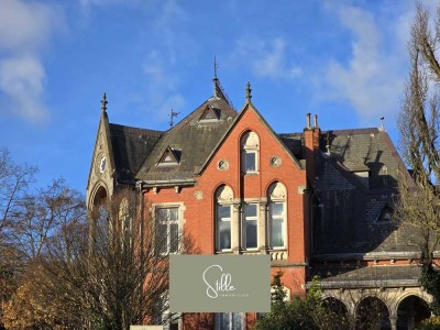 Dachgeschoss mit Charme! Maisonette-Wohnung in historischer Altbauvilla!