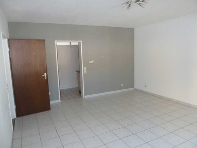 Attraktive 2-Zimmer-Erdgeschosswohnung, zentrumsnaher Lage, frei