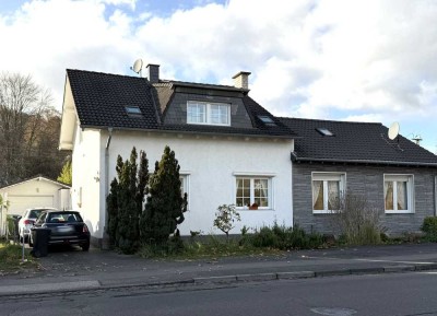 Modernisierte Doppelhaushälfte in Bonn-Mehlem- Rheinblick, Garten & viel Potenzial