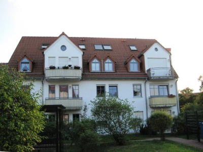 Helle und ruhige 2-Zimmerdachgeschoßwohnungwohnung mit Balkon