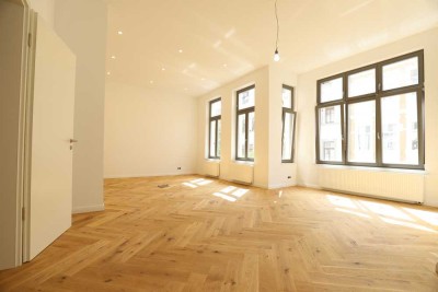 Kernsanierte Altbauwohnung mit eigenem Garten im Jugendstilhaus!