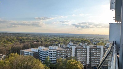 Traumblick über Köln, Siebengebirge, Eifel - 5-Zimmer 130 m² im 13. OG über Bensberg - maklerfrei
