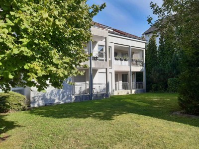 Sonnige Erdgeschoß-Wohnung im Dortmund-Wellinghofen mit zwei Terrassen