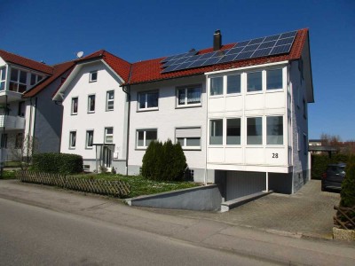 3 Familienhaus mit Wintergärten, PV und Garage in bevorzugter Wohnlage von Rottweil
