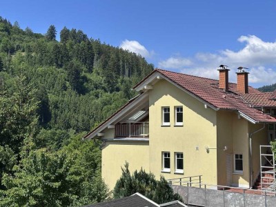 Traumhaft schönes freistehendes Haus mit Fernblick sofort bezugsfrei
