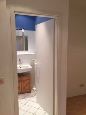 Geschmackvolle 2-Zimmer-Dachgeschosswohnung inkl. Tiefgaragenstellplatz in Wiesbaden