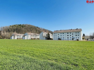 Heimelige 2-Zimmer-Wohnung mit Balkon im 1. Stock, mit Küche!