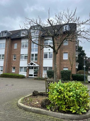Helle 2-Zimmer Wohnung mit Balkon im Herzen von Krefeld-Bockum