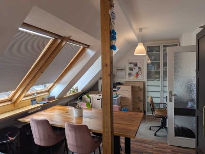 Helle 2-Zimmer-Wohnung – ideal für Singles oder Paare!