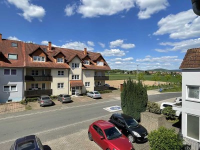 Hochwertig sanierte Wohnung in schöner Feldrandlage