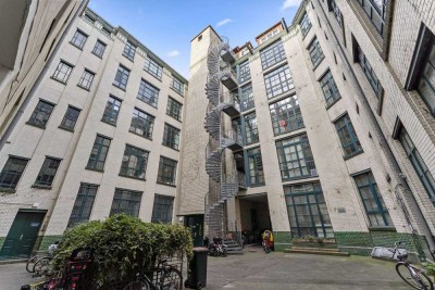 Sonniges Dachgeschoss mit großer Südterrasse in bester Lage