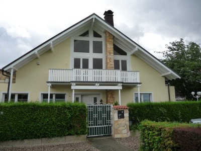Glück im Doppelpack – Ihr Zweifamilienhaus mit Naherholung im Kölner Süden