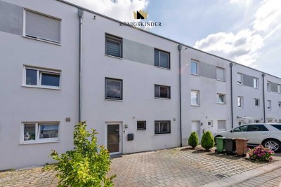 Neuwertiges Reihenhaus in Zazenhausen – 3 Schlafzimmer, Hobbyraum, Pergola, 2 Stellplätze und Keller