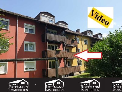 **Top renovierte 3-Zimmer Wohnung mit Garage und Balkon**