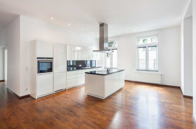Küchenzauber im Altbau: stilvolle, sanierte Wohnung mit Charme und Charakter im Aachener Südviertel