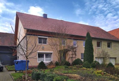 Modernisiertes Fachwerkhaus mit Nebengebäuden in Varlosen, kurzfristig freiwerdend