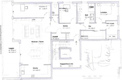 Sehr geschmackvolle und geräumige Obergeschosswohnung