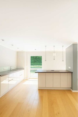 Hochwertige 3-Zimmer-Eigentumswohnung mit Südgarten & Luxusausstattung